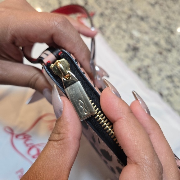 NEW Christian Louboutin Leopard Print Shoulder Bag - Picture 3 of 6